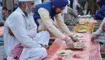 iftari dastarkhwan by sikh community in peshawar